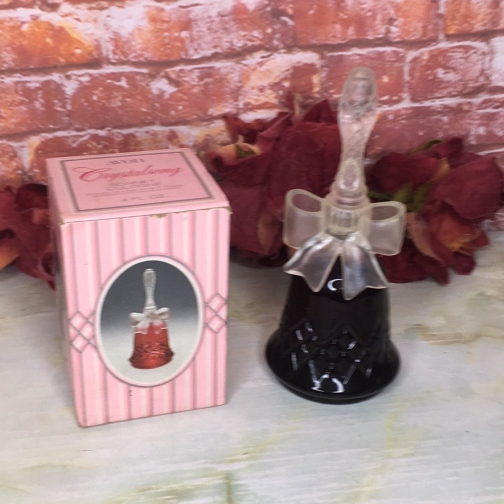 Vintage 1976 Avon Red Crystalsong Sonnet Cologne Holiday Bell Bow Decanter